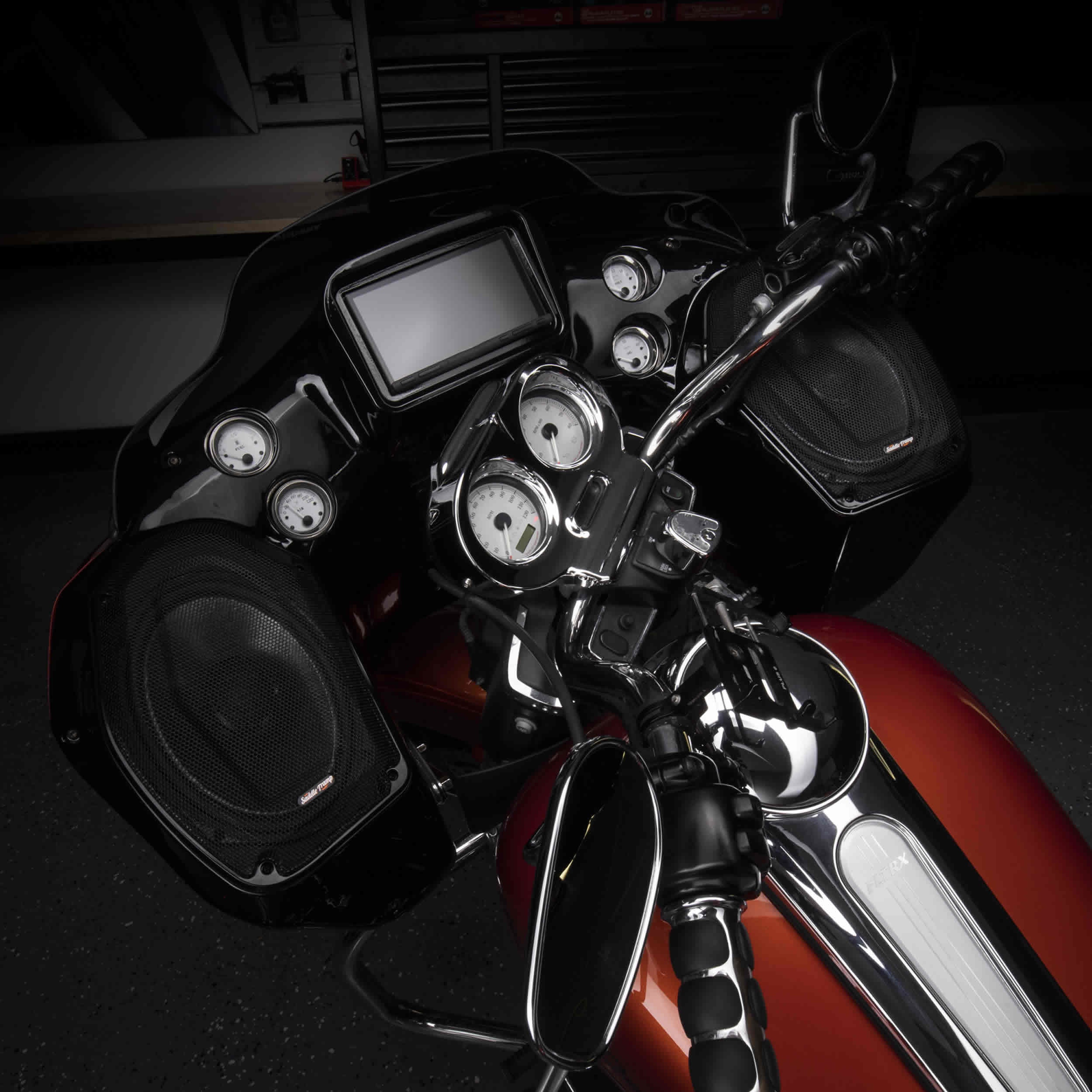 Saddle Tramp 95-HDIF2 - Harley-Davidson Roadglide (FLT/Sharknose fairing) 1998-2013