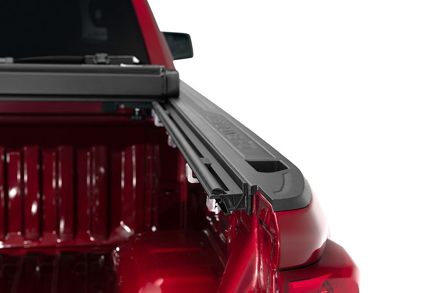 RTX® • RTX24022 • Hard Folding Tonneau Cover • Ford Ranger 5' 19-21