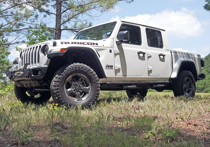 Superlift® • 40051 • Leveling Kit • 2.5" • Front • Jeep Gladiator 2020